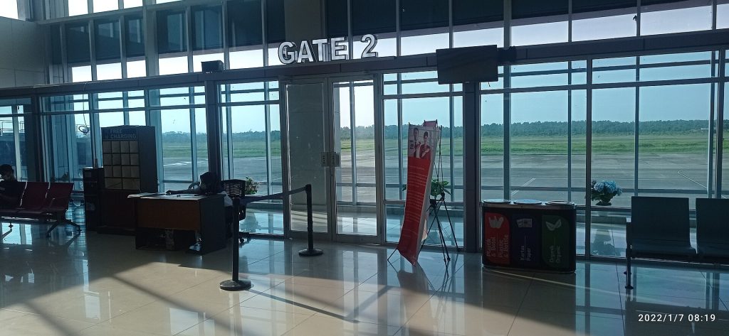 Lịch bay 30/4 - 1/5 2026 - 4 hãng tăng chuyến lễ Vietjet VNA Bamboo giá tăng 50-80%
