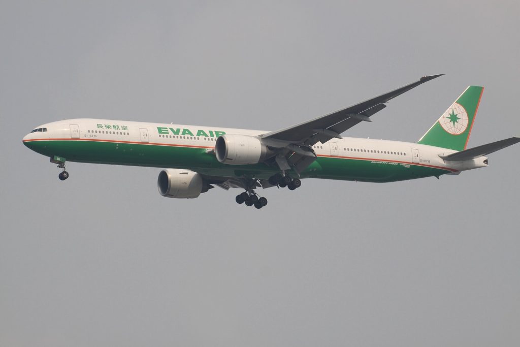EVA Air (BR) - hãng bay Đài Loan Star Alliance, B777/B787 SGN-TPE Hello Kitty Jet